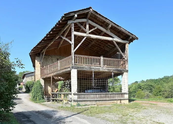 بيت للعطل Au Milieu Des Chevaux Merens *