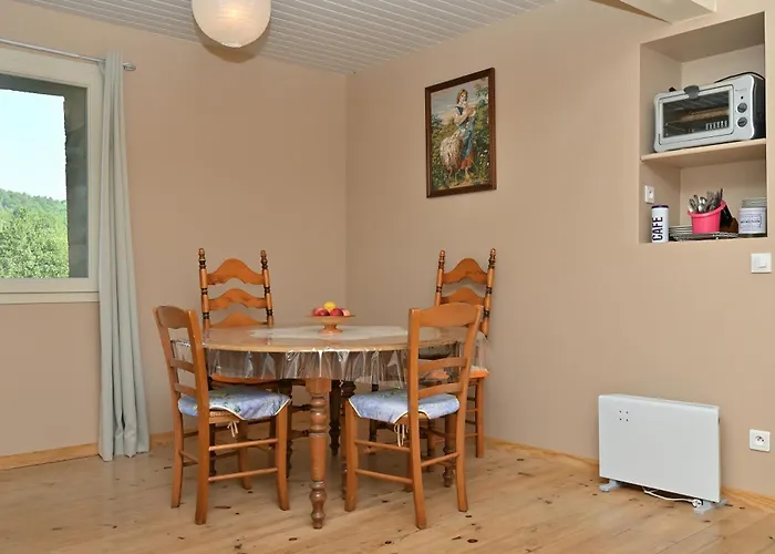 Au Milieu Des Chevaux Merens بيت للعطل Castelnau-Durban